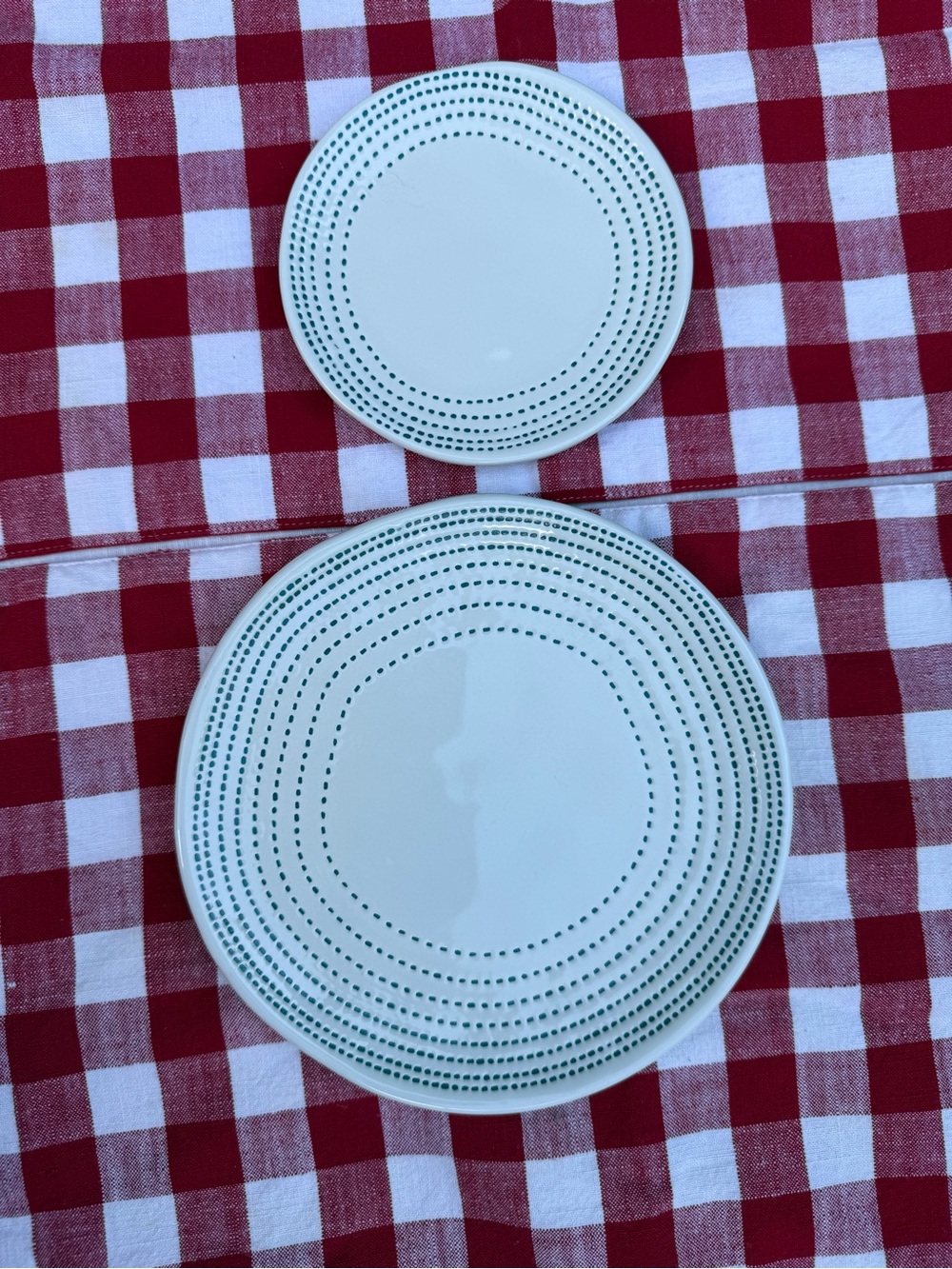 White Ceramic dessert & bread Plate Set with  Dot Accents Nearth& Hand by target